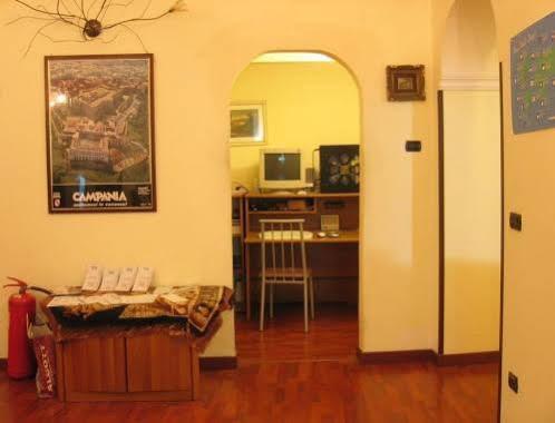 Duomo Apartments Napoli Bagian luar foto